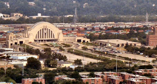 The main concourse building and facade of Cincinnati Union Terminal