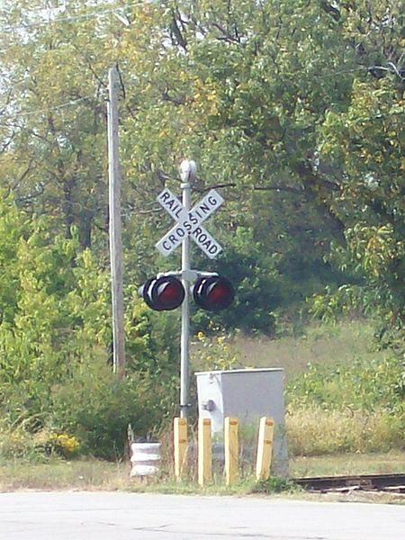 A Railroad Crossing (X-ing) sign in Belton, Missouri
