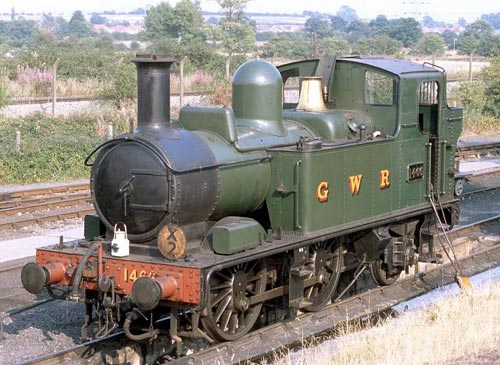 A side mounted tank engine